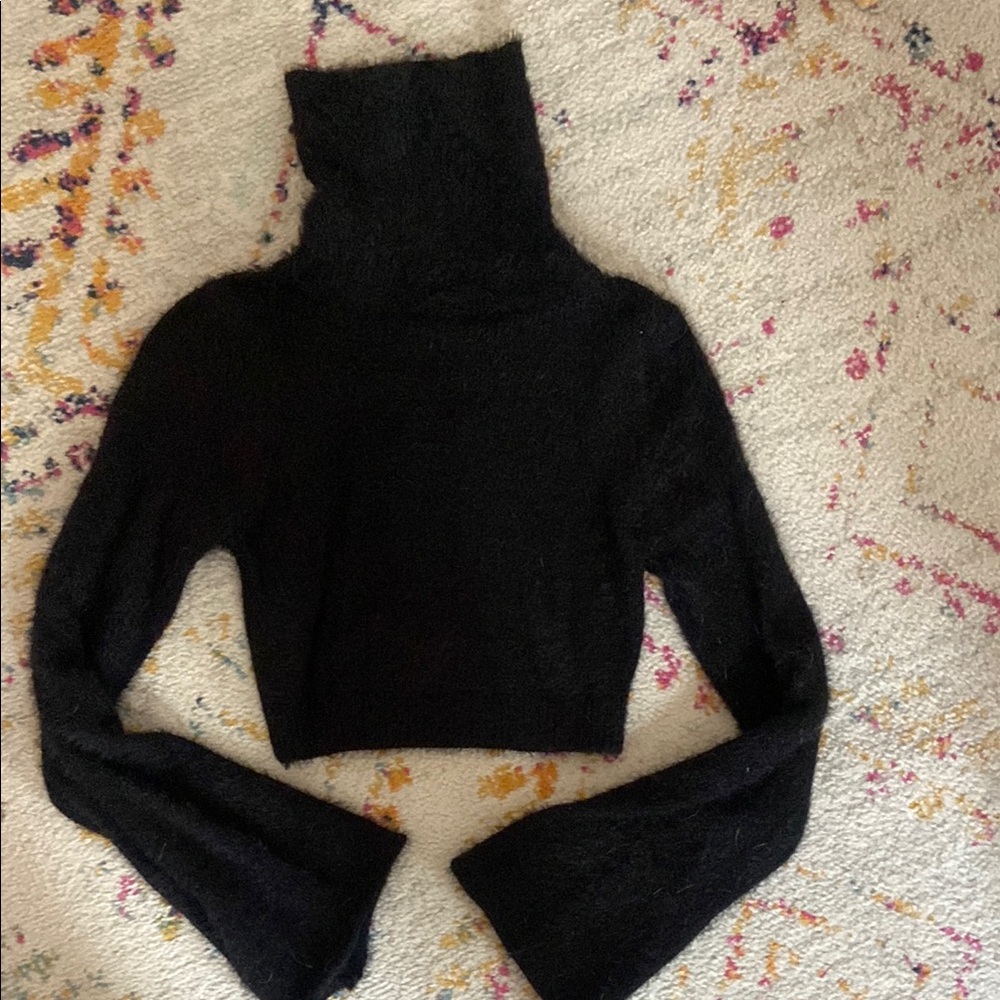SHEIN Black Cowl Turtleneck Cropped Sweater